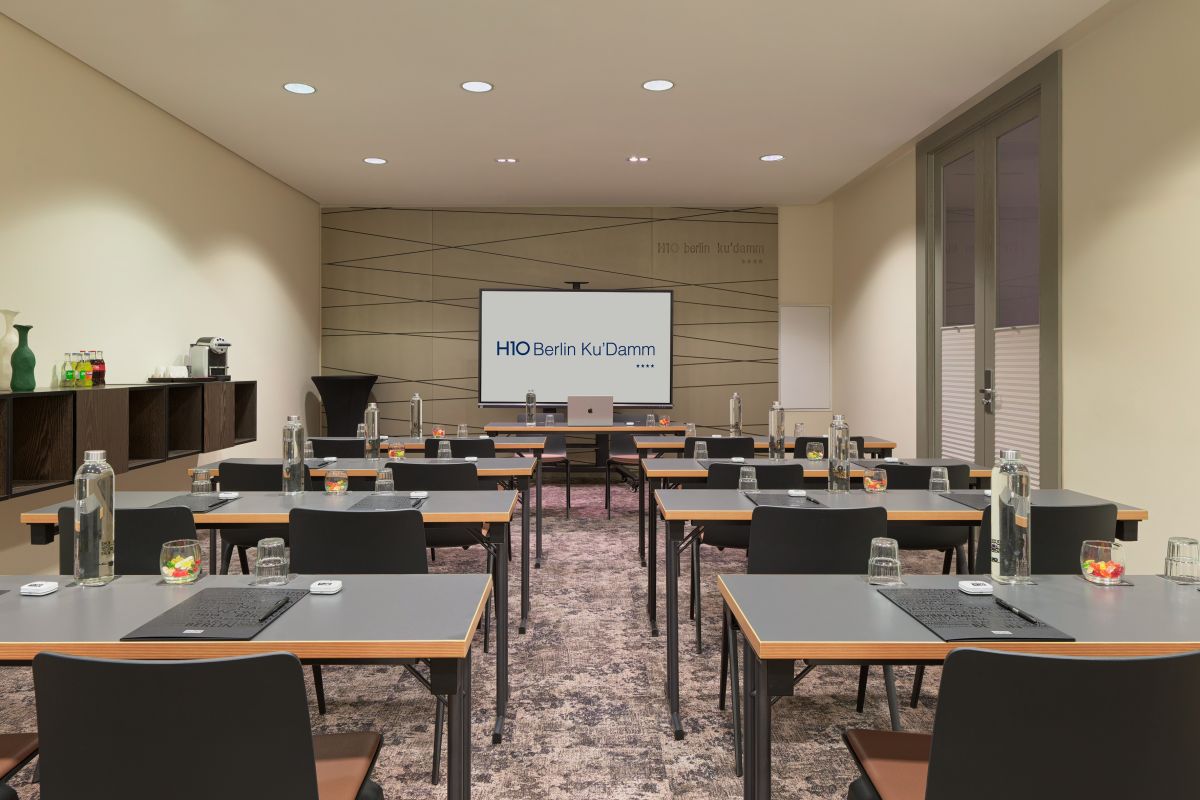 H10 Berlin Ku'damm Bild 7