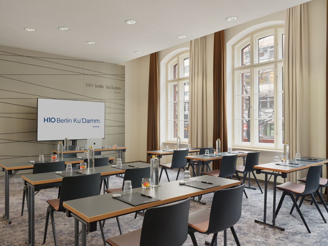 H10 Berlin Ku'damm Bild 9