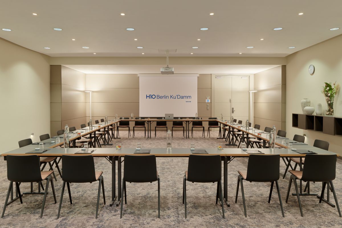 H10 Berlin Ku'damm Bild 21