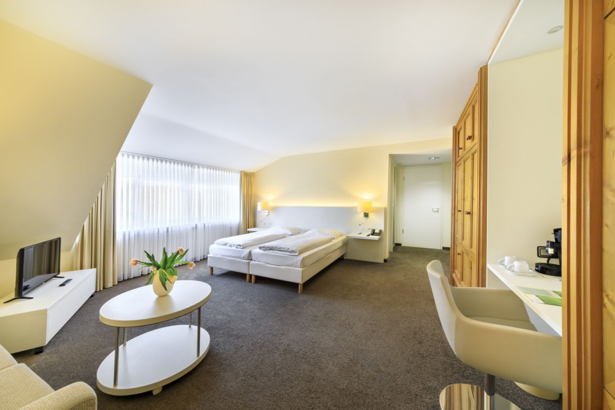 relexa Waldhotel Schatten Stuttgart Bild 30