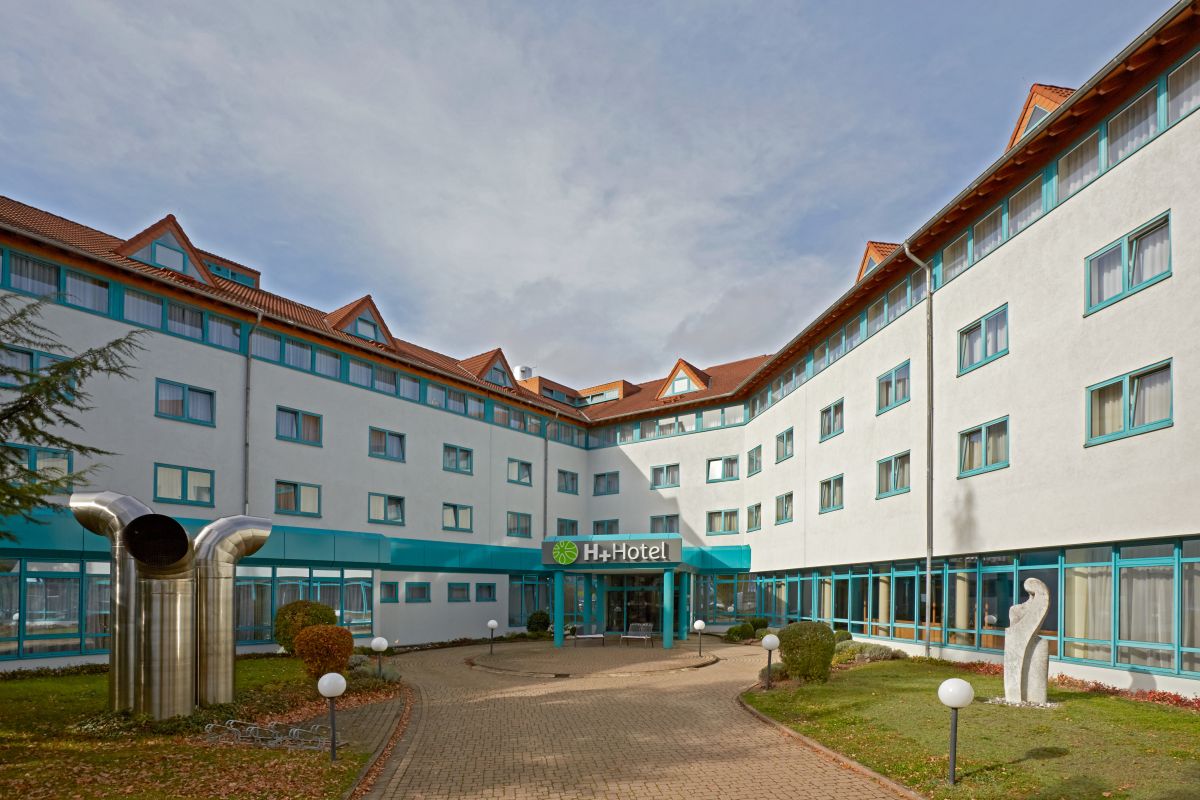 H+ Hotel Stuttgart Herrenberg by Sunday Hotels