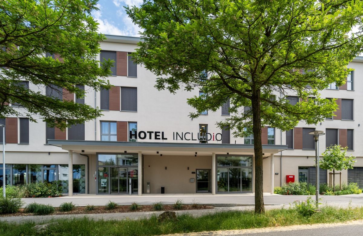 Hotel INCLUDiO