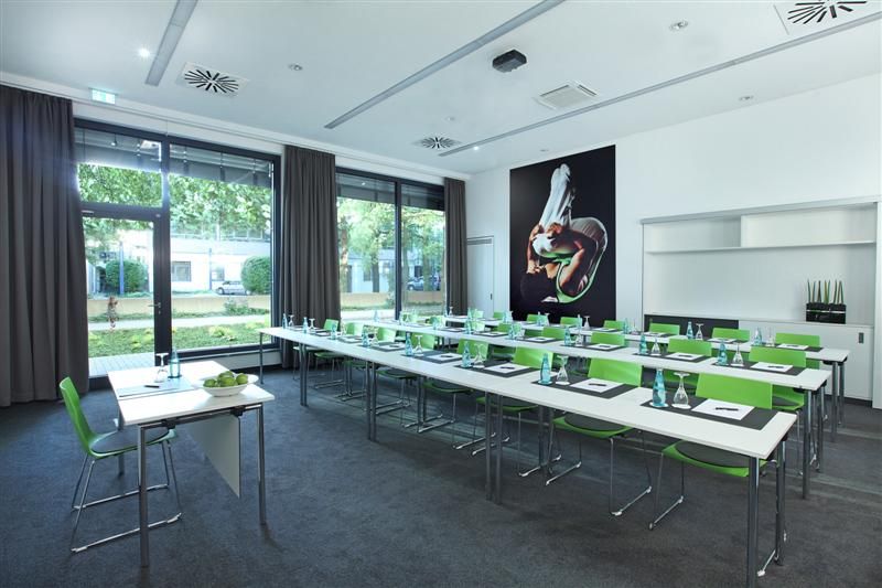 Lindner Hotel Frankfurt Sportpark, part of JdV by Hyatt Bild 3