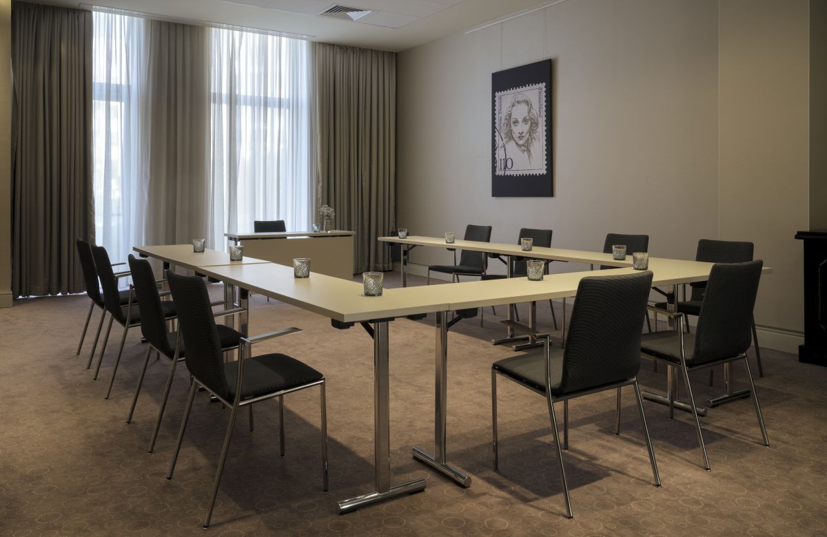 The Posthouse Berlin – Leonardo Limited Edition image 12