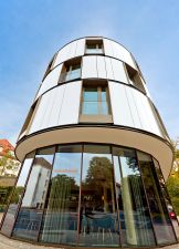 Vienna House Easy by Wyndham Osnabrück & Apartments