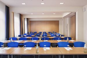 Tryp by Wyndham Luebeck Aquamarin