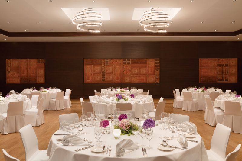 INFINITY Hotel & Conference Resort Munich
