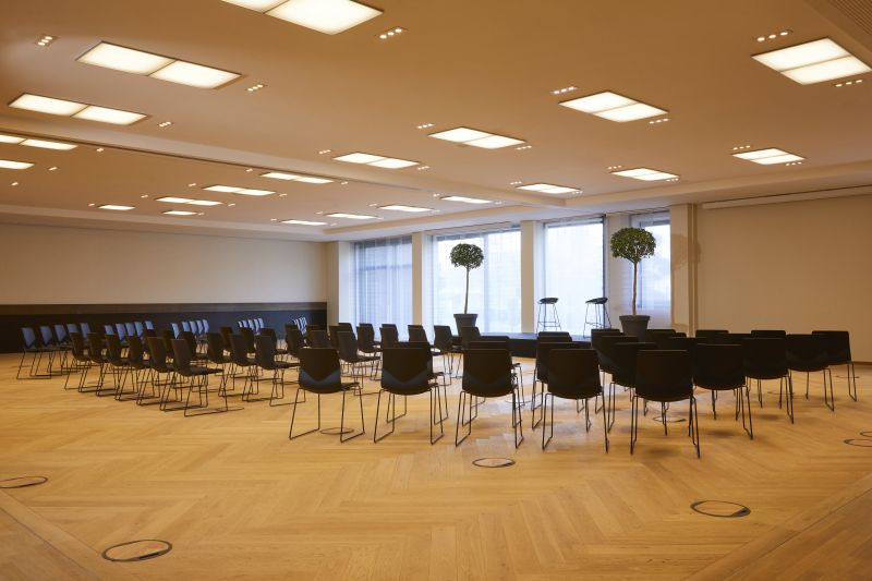 INFINITY Hotel & Conference Resort Munich