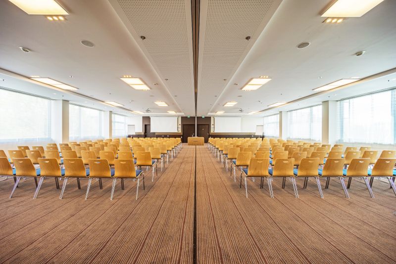 INFINITY Hotel & Conference Resort Munich