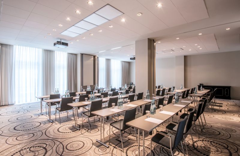 The Posthouse Berlin – Leonardo Limited Edition