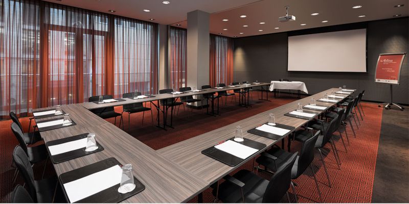 Adina Apartment Hotel Frankfurt Neue Oper