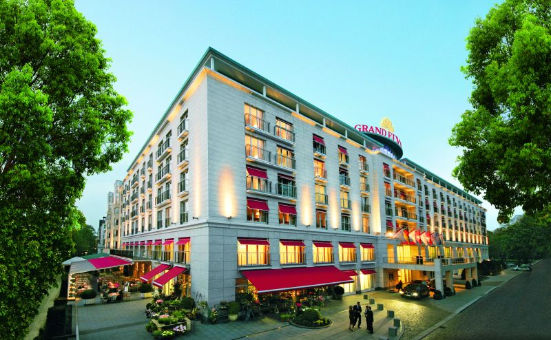 GRAND ELYSEE Hamburg