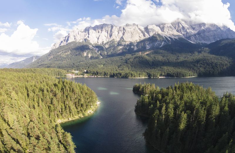 Eibsee Hotel