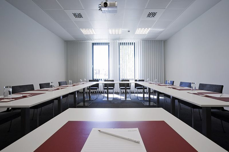 Vienna House Easy by Wyndham Stuttgart Bild 5