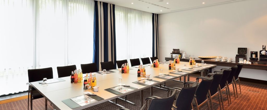 Pullman Berlin Schweizerhof Bild 11