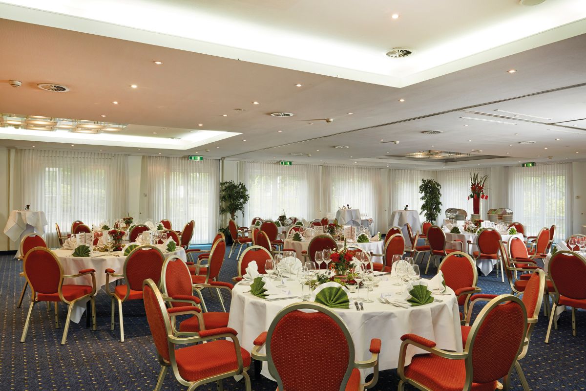 H+ Hotel Frankfurt Airport West Bild 3