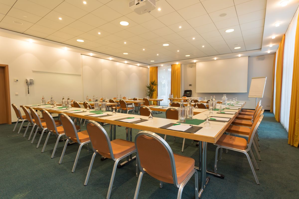 COURT HOTEL Bild 2