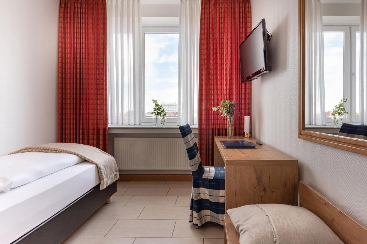 Hotel Conti Am Hauptbahnhof Bild 14