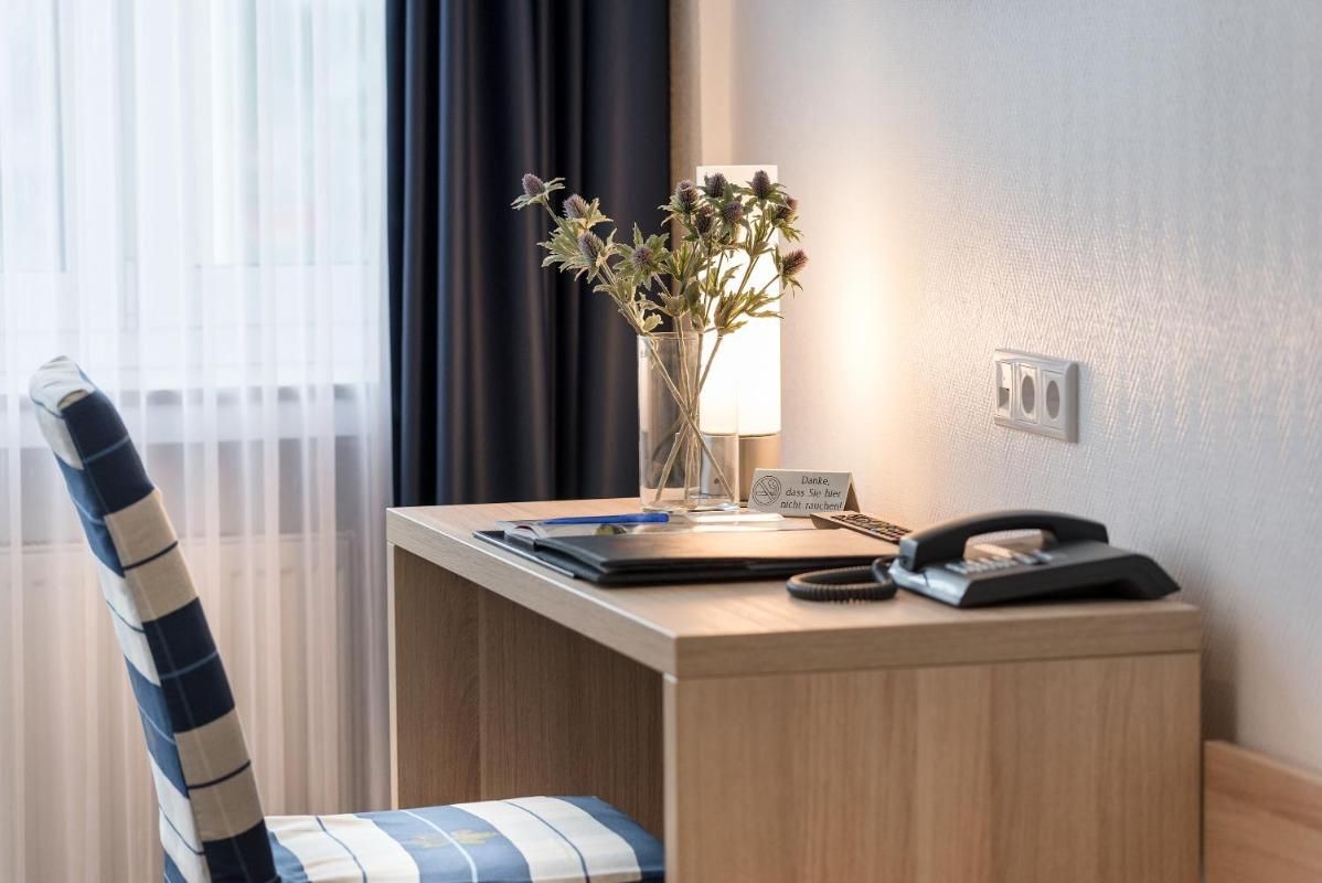 Hotel Conti Am Hauptbahnhof Bild 19