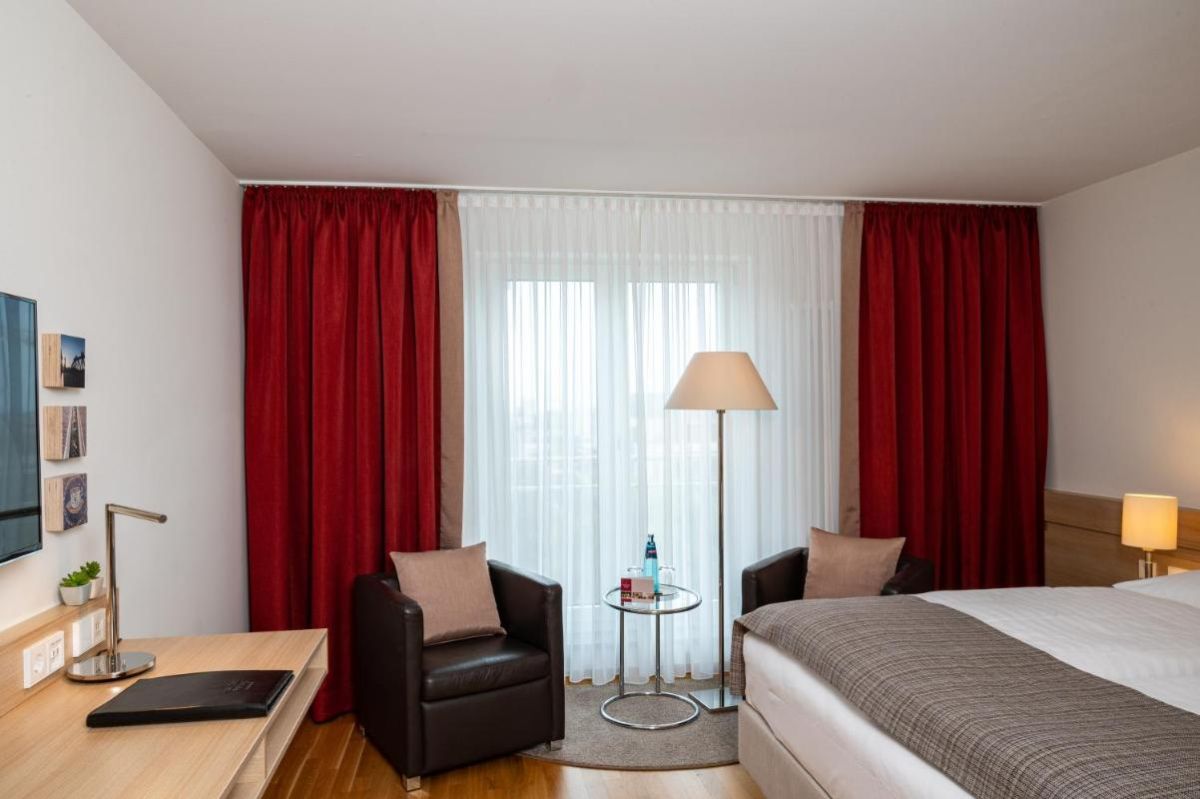 Hotel Stadt Freiburg Bild 11