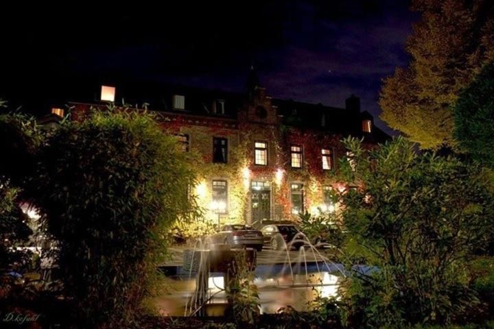 Burg Wegberg Hotel &  Eventlocation Bild 16