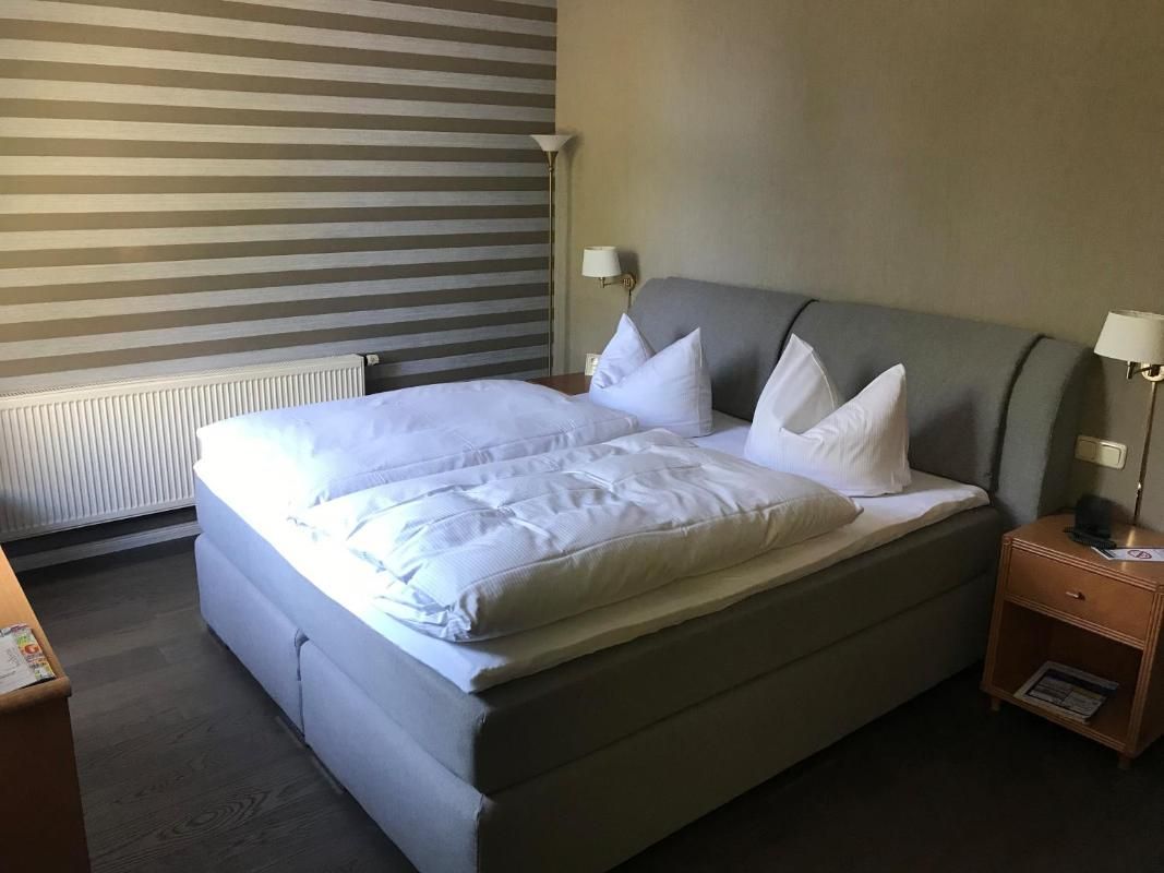 Burg Wegberg Hotel &  Eventlocation Bild 17