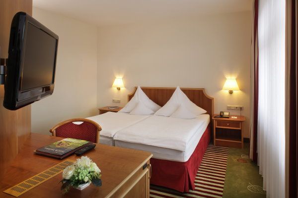 Ringhotel Weißer Hirsch Bild 8