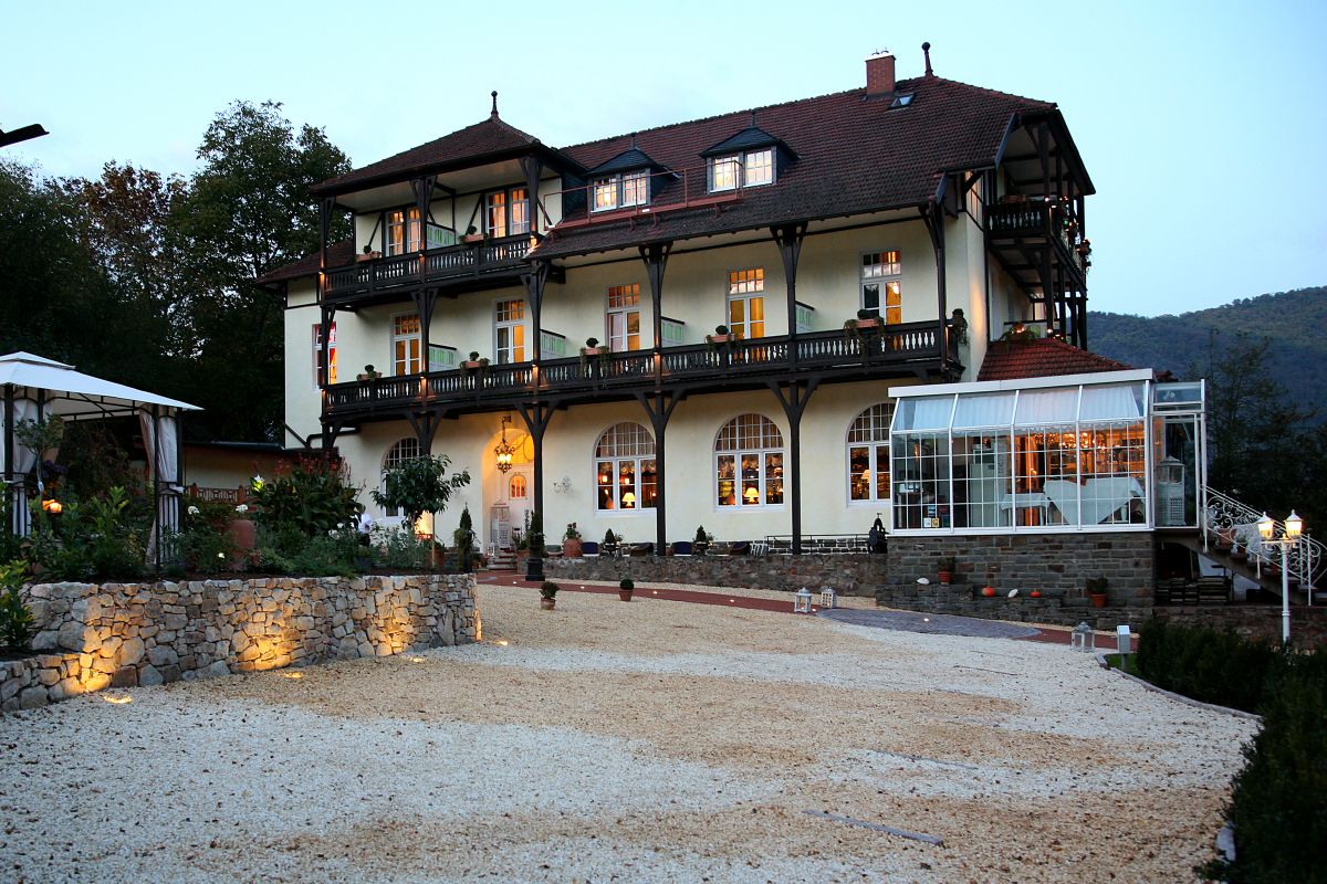 PARK VILLA zentral am Mittelrhein - Zimmer & Apartments Bild 22