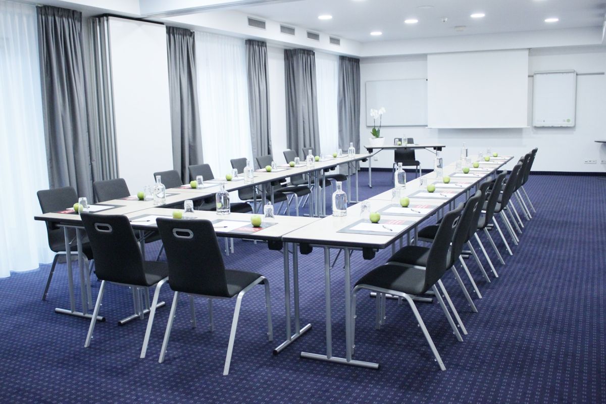 IntercityHotel Frankfurt Airport Terminal 3 Bild 10