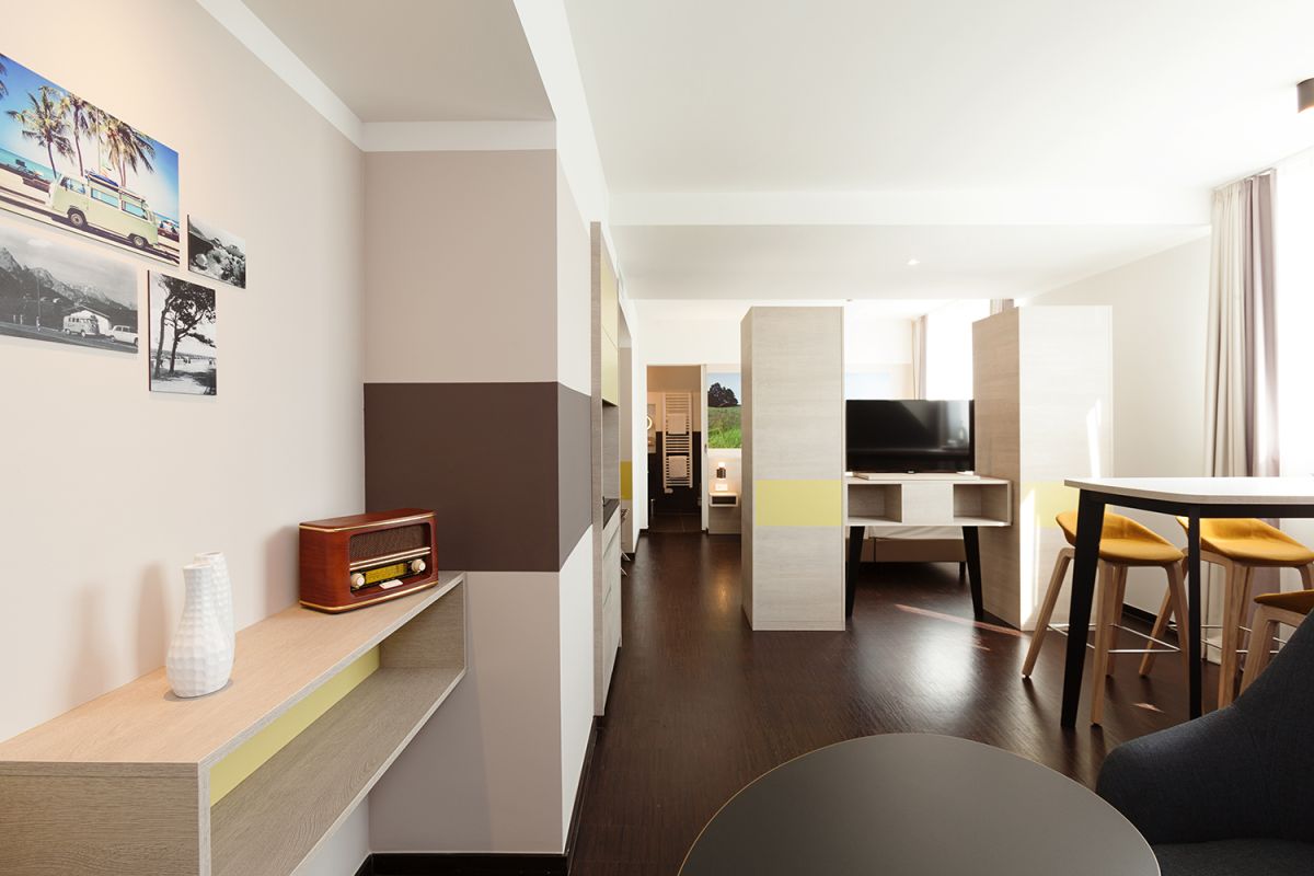 Vienna House Easy by Wyndham Osnabrück & Apartments Bild 8