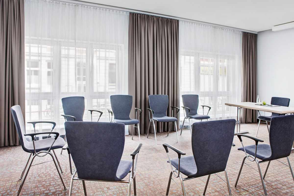 IntercityHotel Hamburg Altona Bild 2