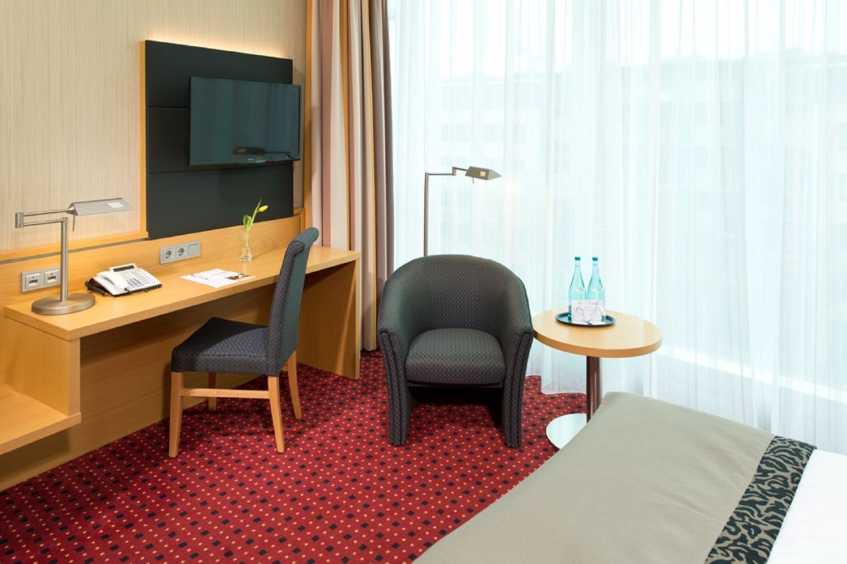 Airporthotel Berlin-Adlershof Bild 6