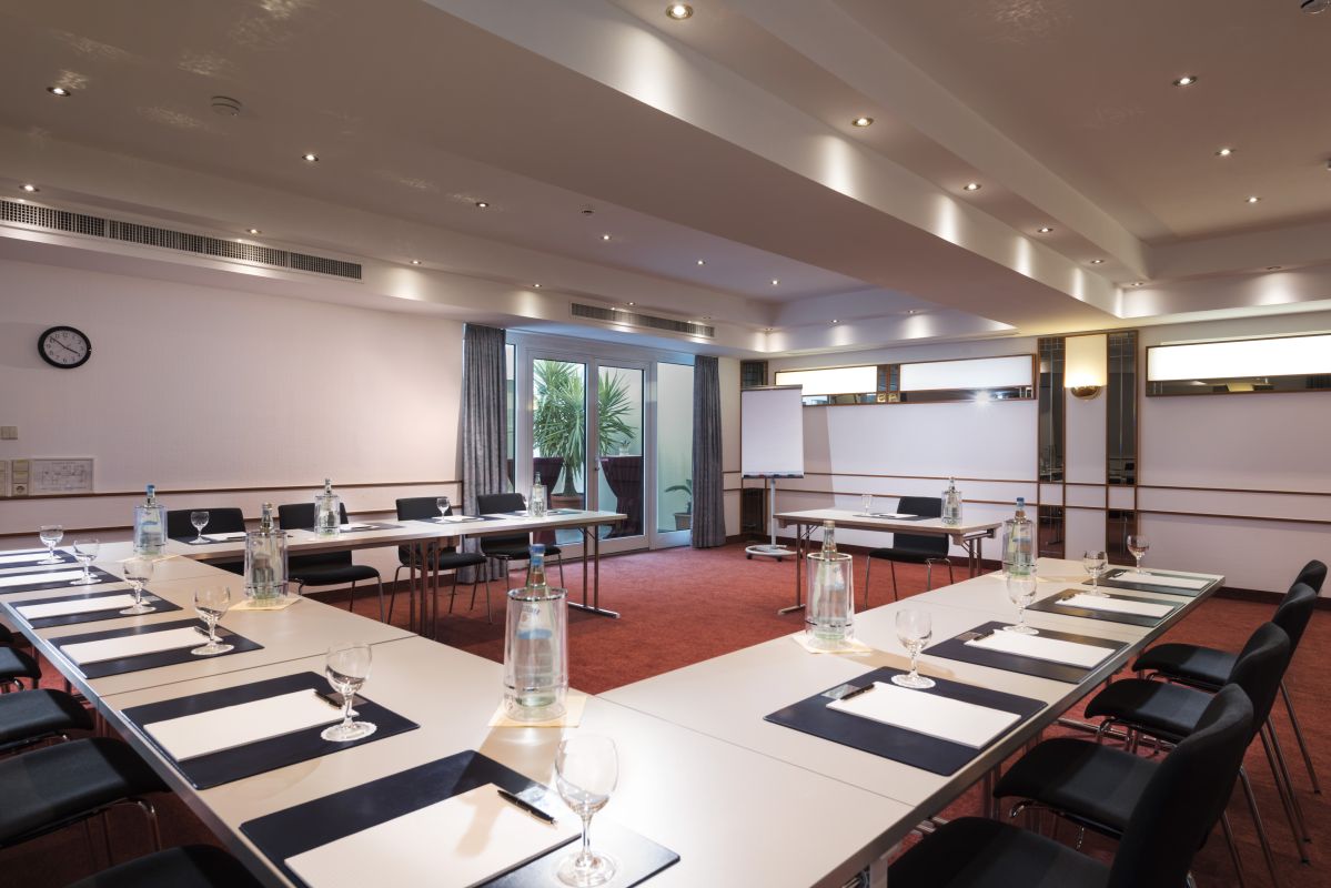 Offenburg City Hotel by Belvilla
