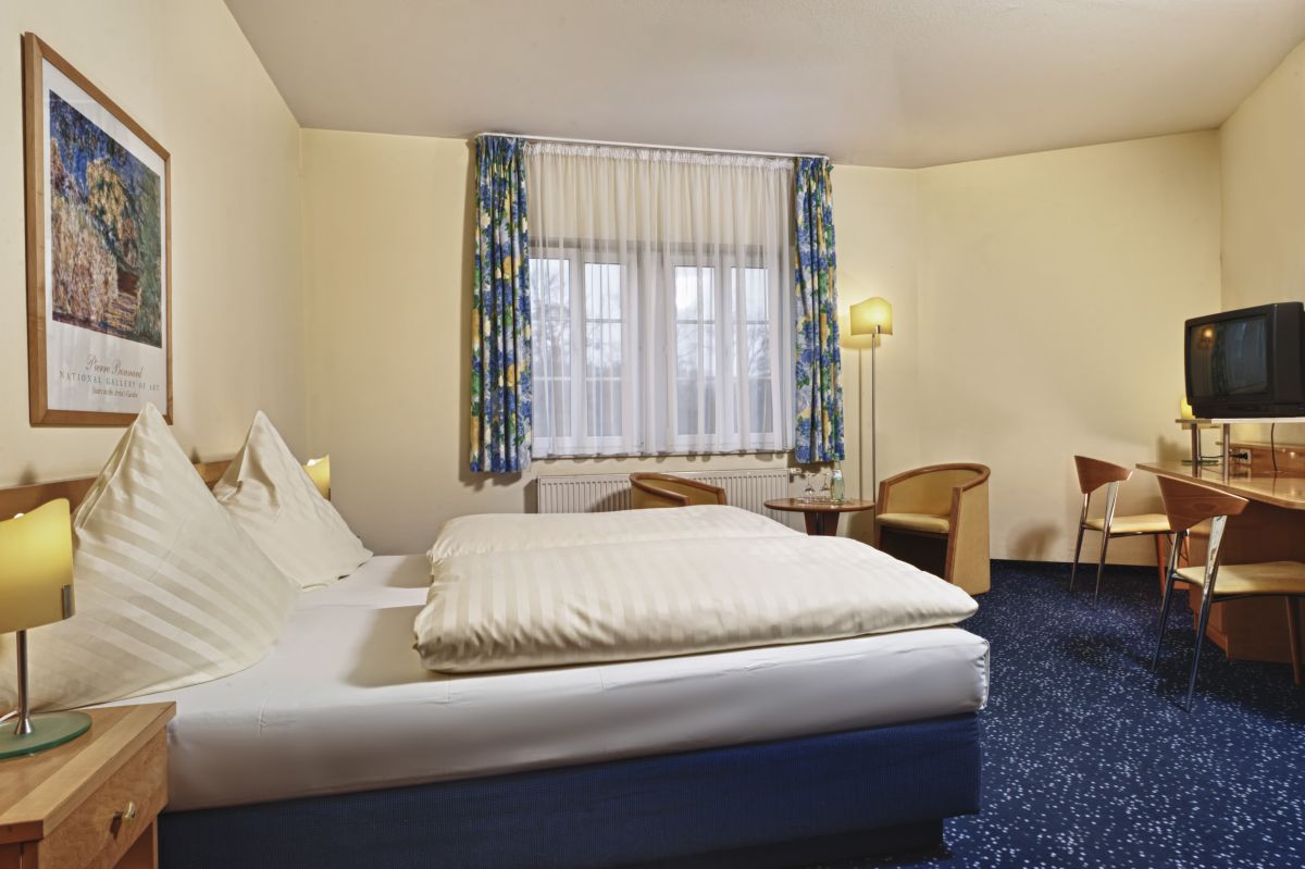 Hotel Schloss Schweinsburg Bild 6