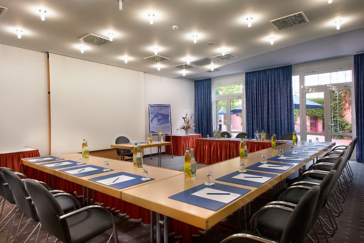 TRYP by Wyndham Halle Bild 3