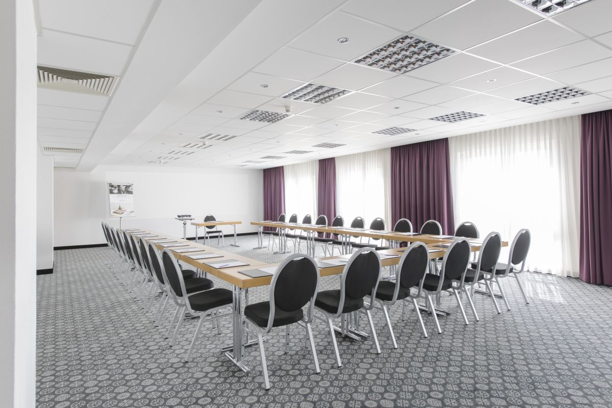 Mercure Kamen Unna