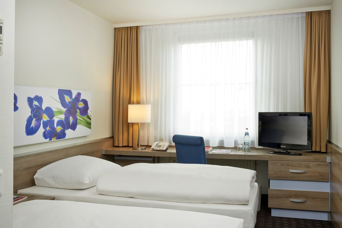 H+ Hotel Frankfurt Airport West Bild 8