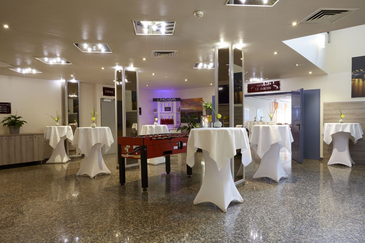 H+ Hotel Frankfurt Airport West Bild 9