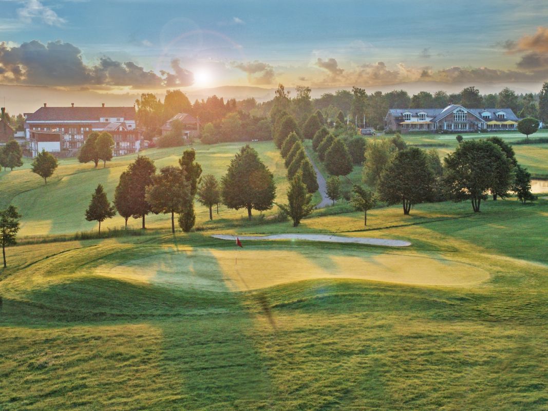 Gut Heckenhof Hotel & Golfresort an der Sieg GmbH & Co. KG Bild 3