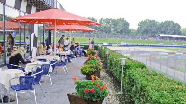 Hotel Motorsport Arena Bild 14