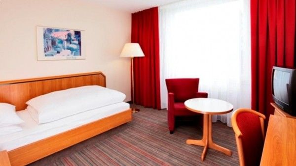Holiday Inn - the niu, Blade Solingen Bild 8