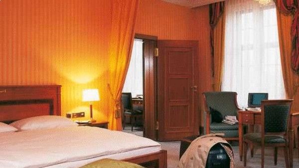 Best Western Premier Grand Hotel Russischer Hof Bild 21
