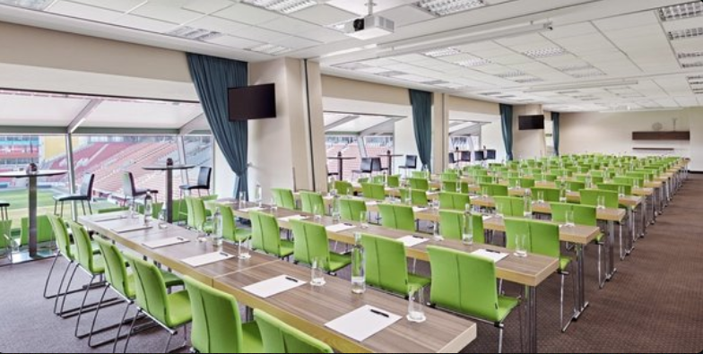 The Curve Hotel BayArena