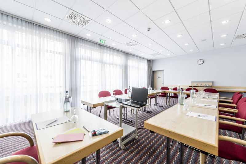 Holiday Inn Express Berlin City Centre, an IHG Hotel