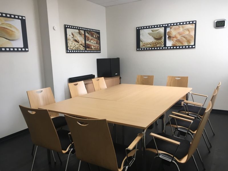Food Hotel