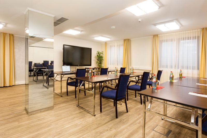 Naam Hotel & Apartments Frankfurt City-Messe Airport