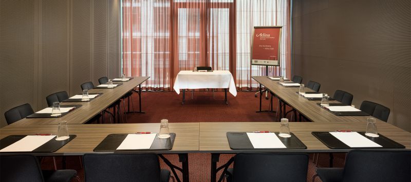 Adina Apartment Hotel Frankfurt Neue Oper