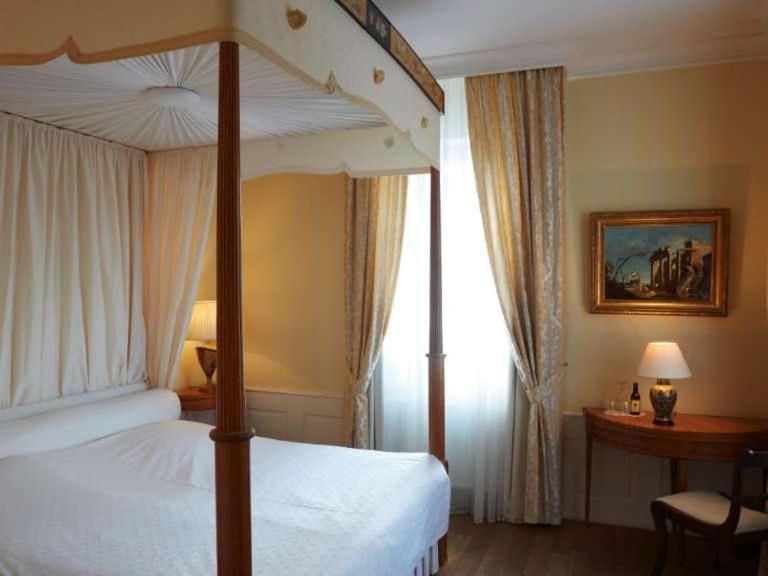 Hotel Snorrenburg GmbH