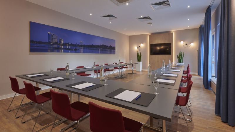 Holiday Inn Express Cologne Troisdorf, an IHG Hotel