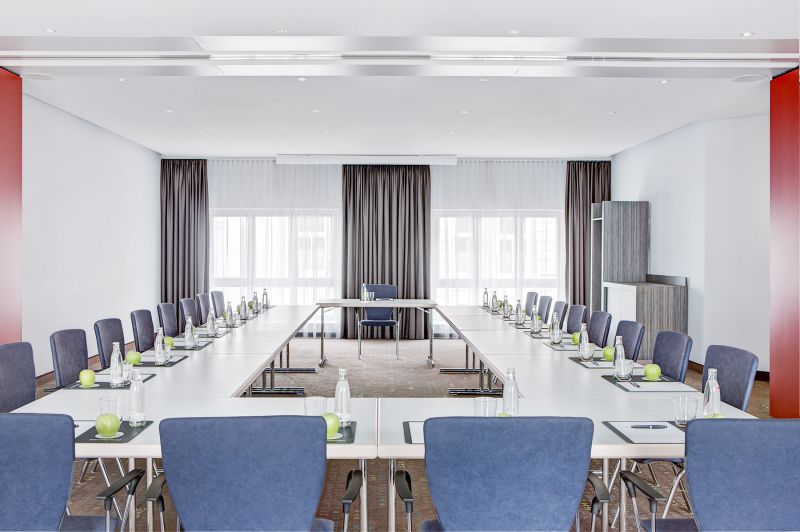 IntercityHotel Hamburg Altona